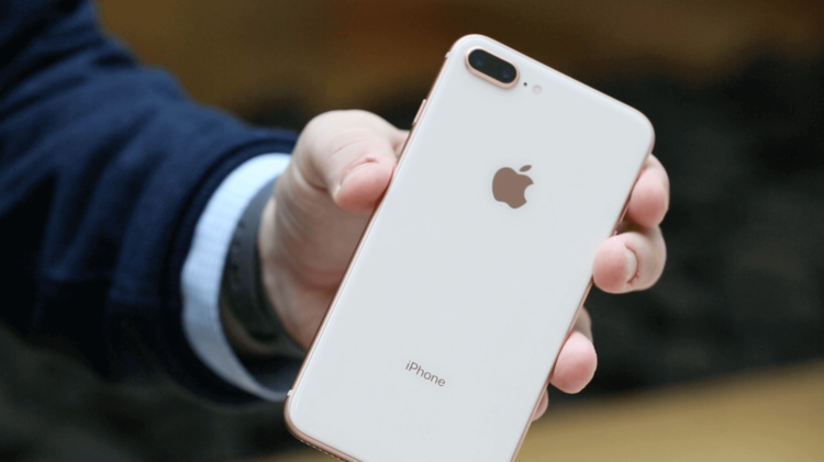 Apple расширила гарантию на iPhone 8, iPhone 8 Plus и iPhone X в России. Apple расширила гарантию на iPhone 8, iPhone 8 Plus и iPhone X в России. Фото.