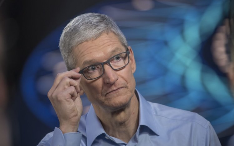 Китаянка дважды возвращала iPhone X в магазин из-за ошибки Face ID. Китаянка дважды возвращала iPhone X в магазин из-за ошибки Face ID. Фото.