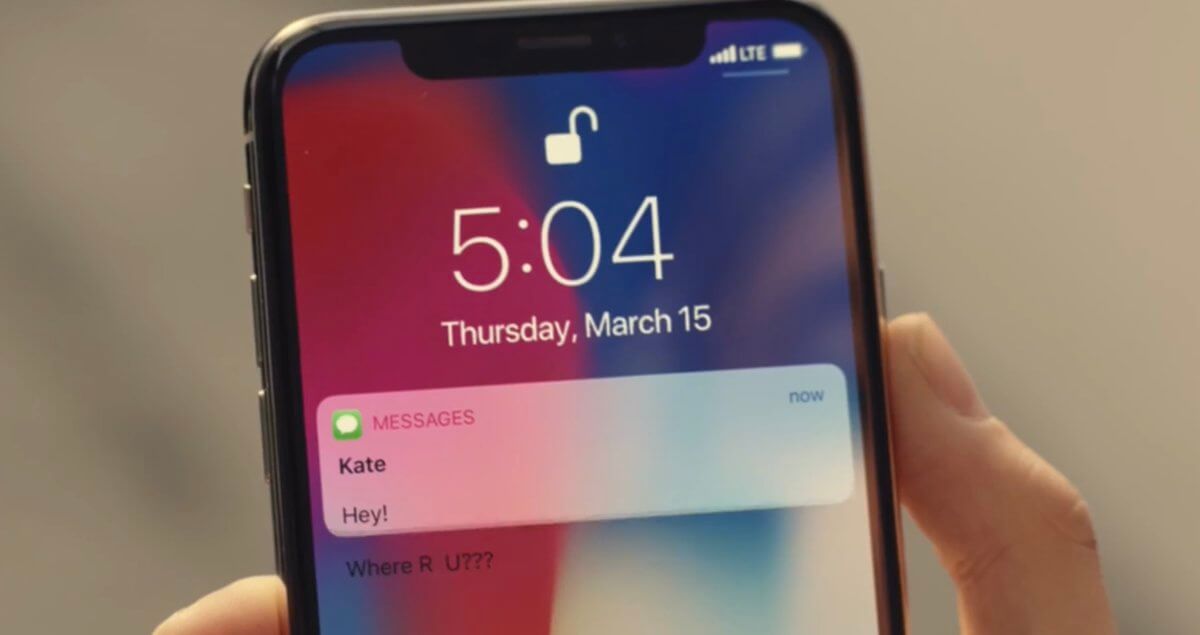 Баг iOS 11 случайно попал в рекламный ролик Apple. Баг iOS 11 случайно попал в рекламный ролик Apple. Фото.