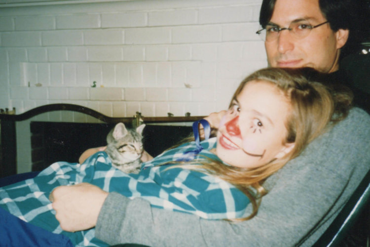 Дочь Стива Джобса написала книгу об отце. Фото.