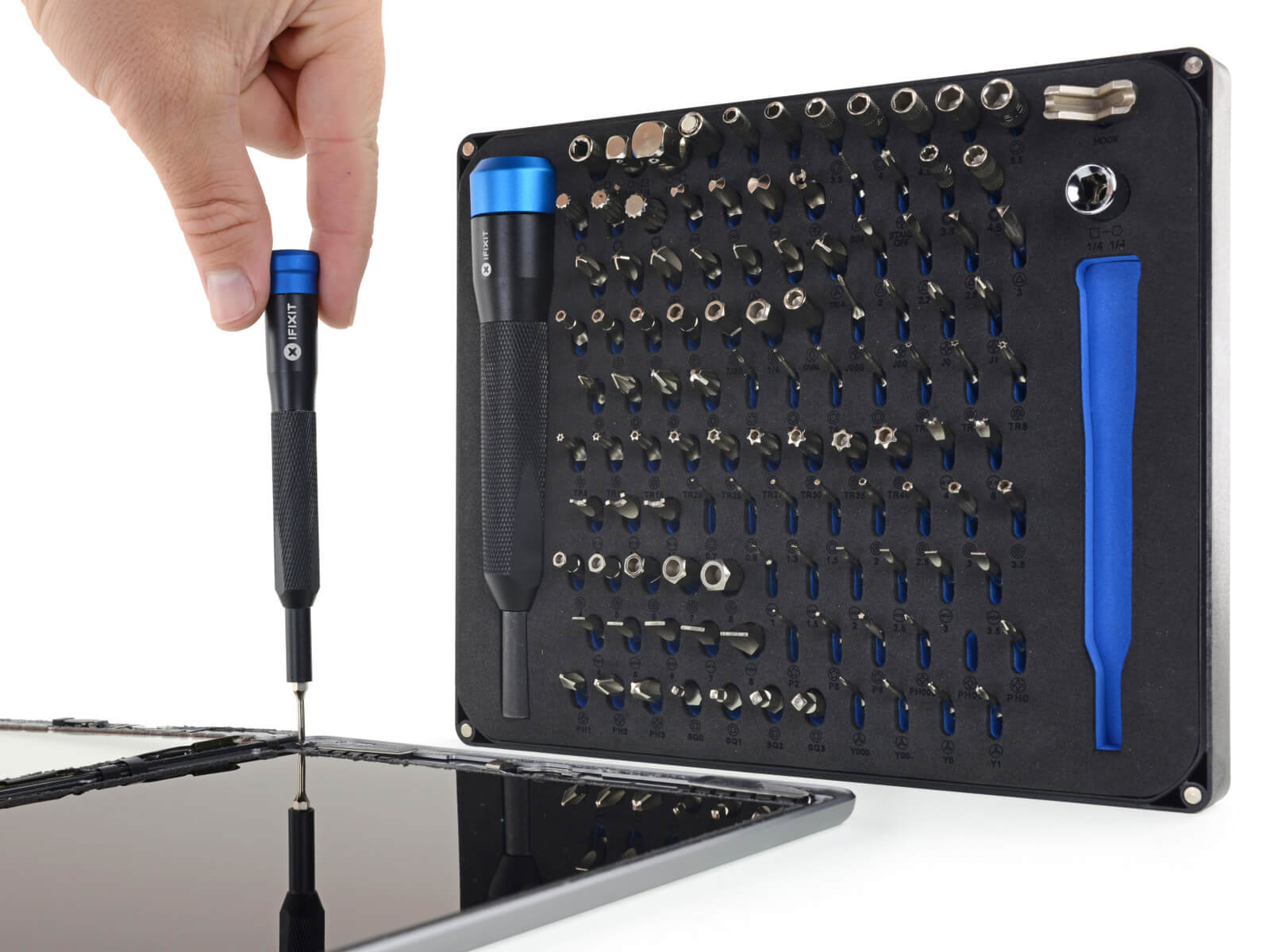 Новый iPad разобрали на части. Новый iPad разобрали на части. Фото.