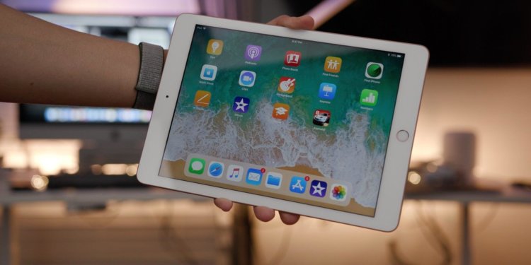 Apple начала продавать новый iPad в России. Фото.