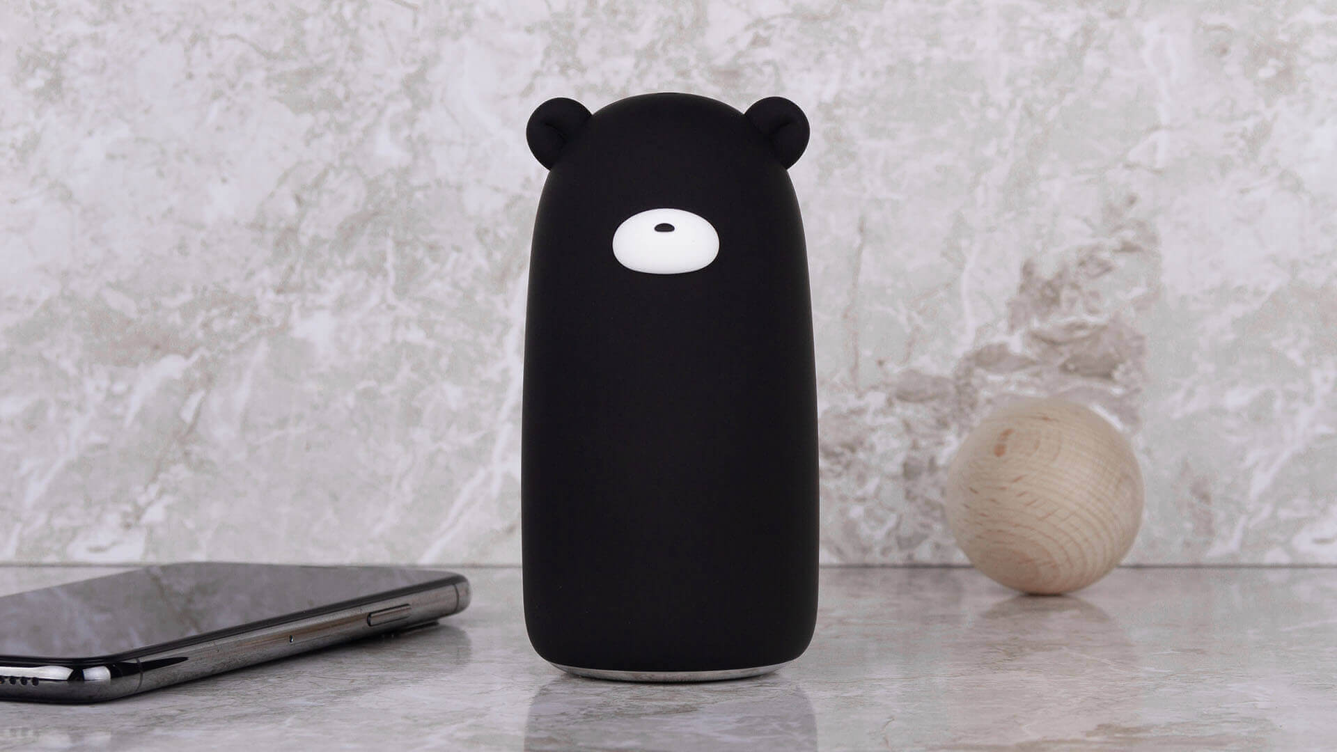 Rombica NEO Bear — «медвежонок», способный зарядить iPhone и не только. Rombica NEO Bear — «медвежонок», способный зарядить iPhone и не только. Фото.
