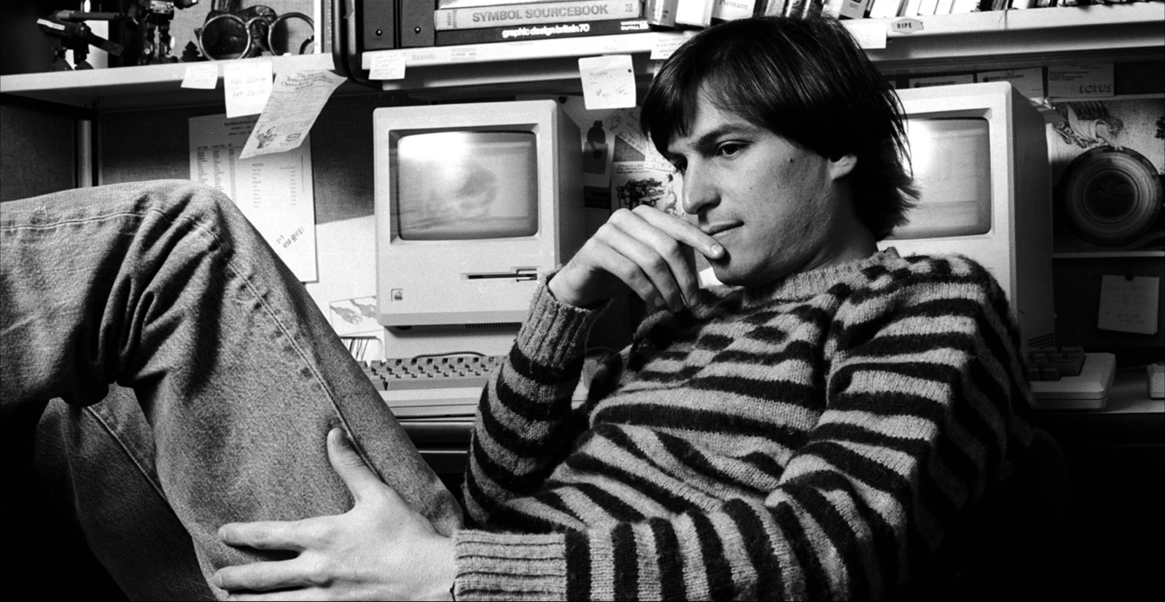 Про «ту Apple». ПККП и ImageWriter. 1987—1988 гг., СССР, Москва. Про «ту Apple». ПККП и ImageWriter. 1987—1988 гг., СССР, Москва. Фото.