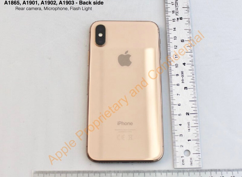 Власти США рассекретили золотой iPhone X до релиза. Власти США рассекретили золотой iPhone X до релиза. Фото.