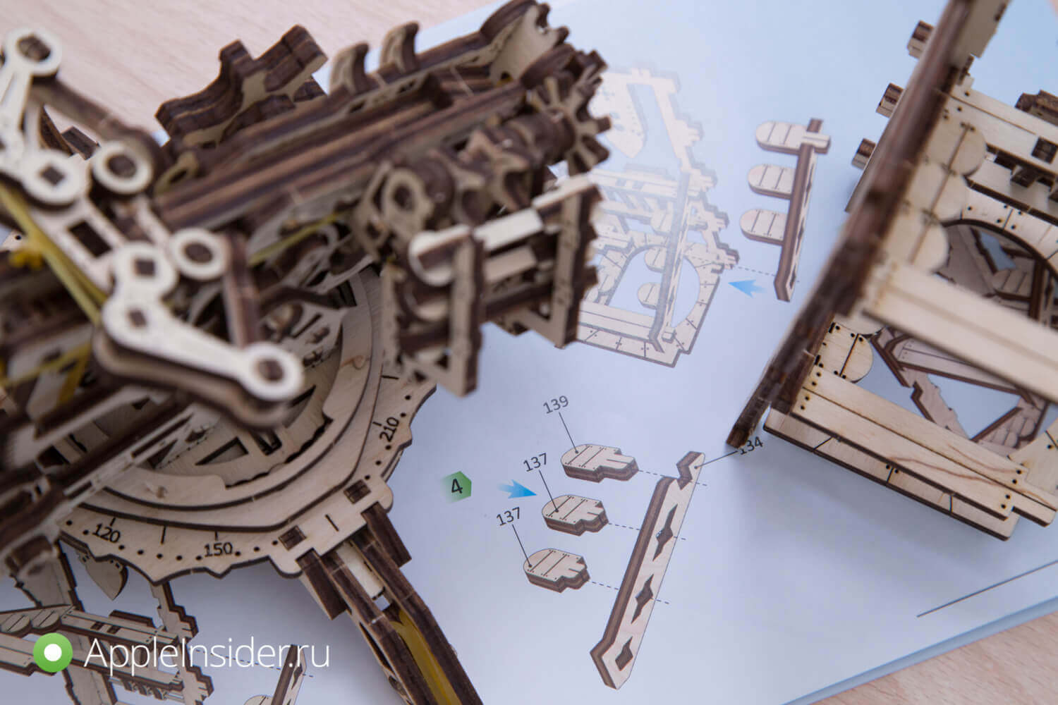 Собрали новые конструкторы от Ugears. И это очень круто. Собрали новые конструкторы от Ugears. И это очень круто. Фото.