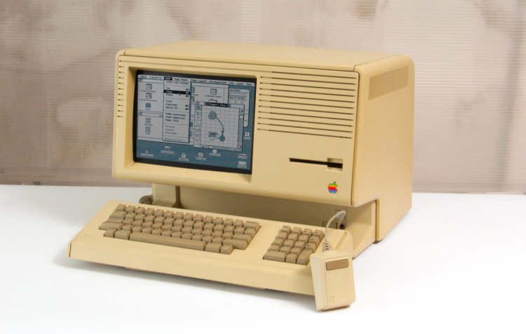 Macintosh XL: как девочку превратили в мальчика. Фото.