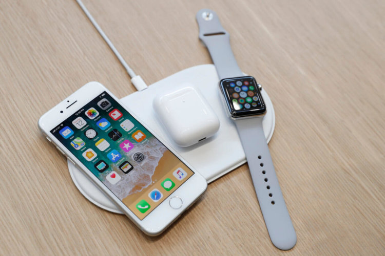 Продажи AirPower могут начаться после WWDC 2018. Фото.