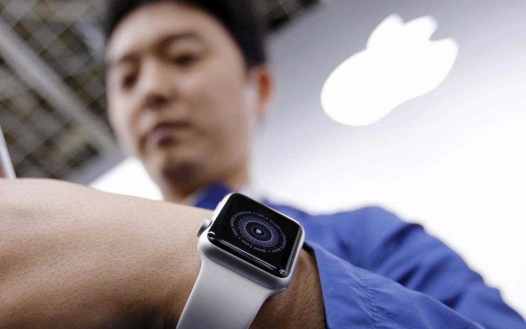 У всех моделей Apple Watch может быть одна и та же проблема. Фото.
