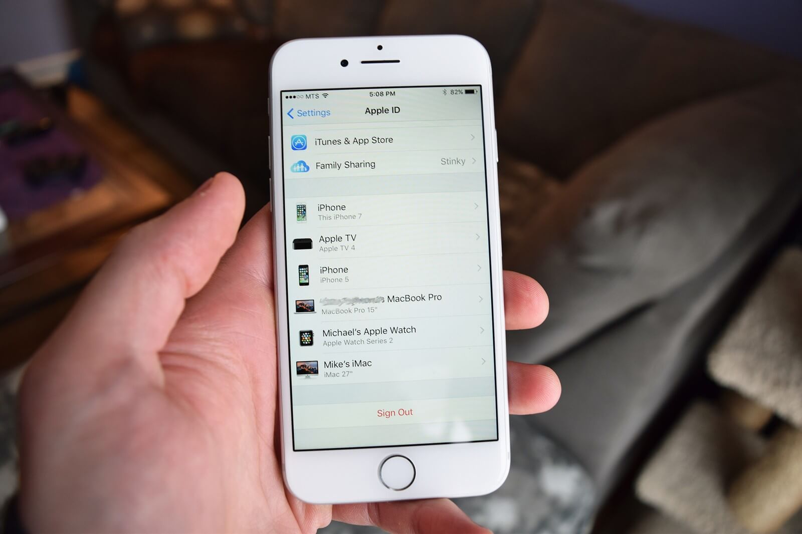 как посмотреть какие устройства привязаны к apple id