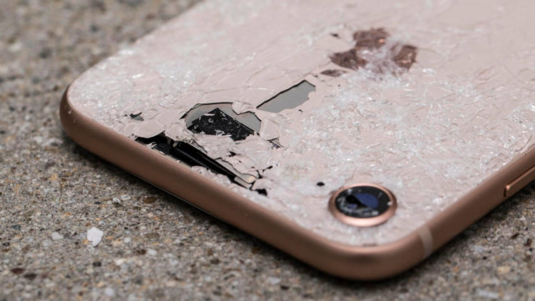 Gorilla Glass 6 убережет новые iPhone от повреждений. Фото.