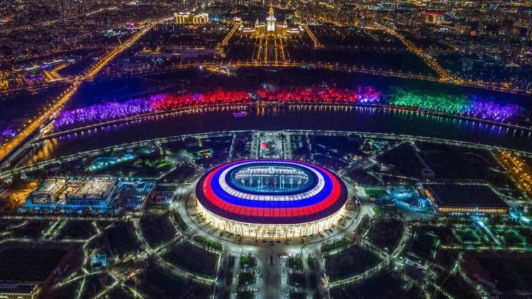 Apple празднует финал чемпионата мира по футболу на своем сайте. Apple празднует финал чемпионата мира по футболу на своем сайте. Фото.
