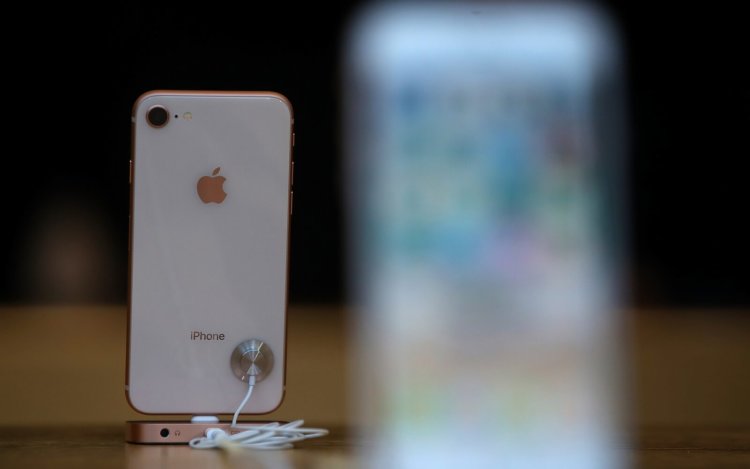 iPhone 8 стал самым продаваемым смартфоном в мире. Фото.