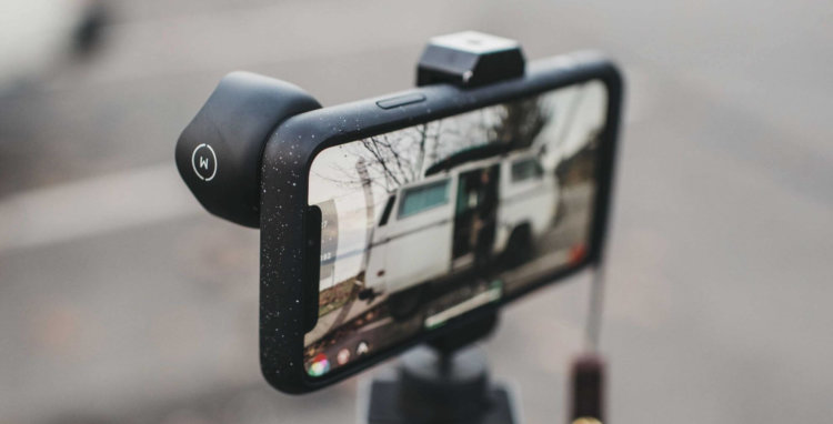 Apple хочет улучшить качество съемки на iPhone с помощью внешних объективов. Фото.