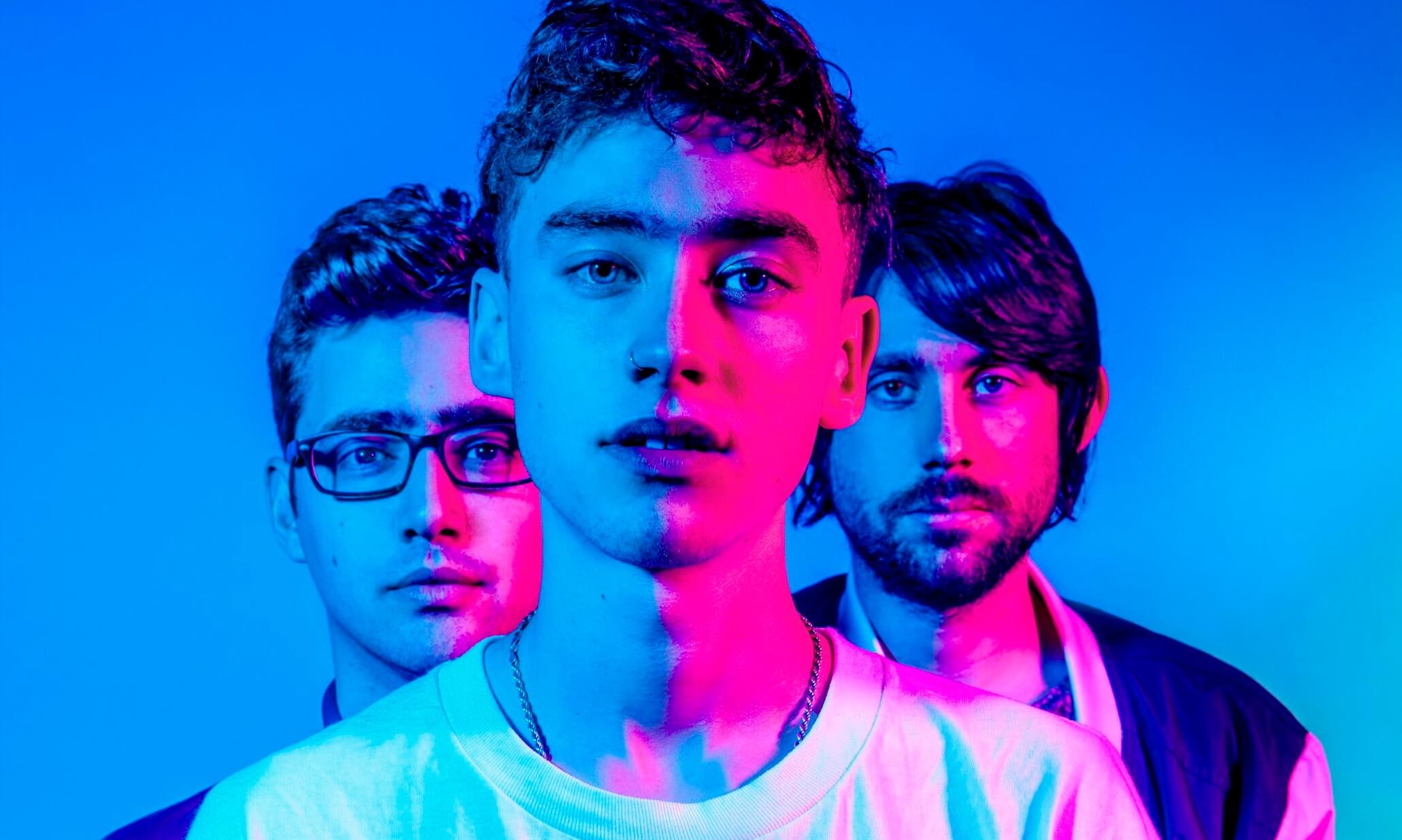«Palo Santo» — новая планета от трио Years & Years. «Palo Santo» — новая планета от трио Years & Years. Фото.