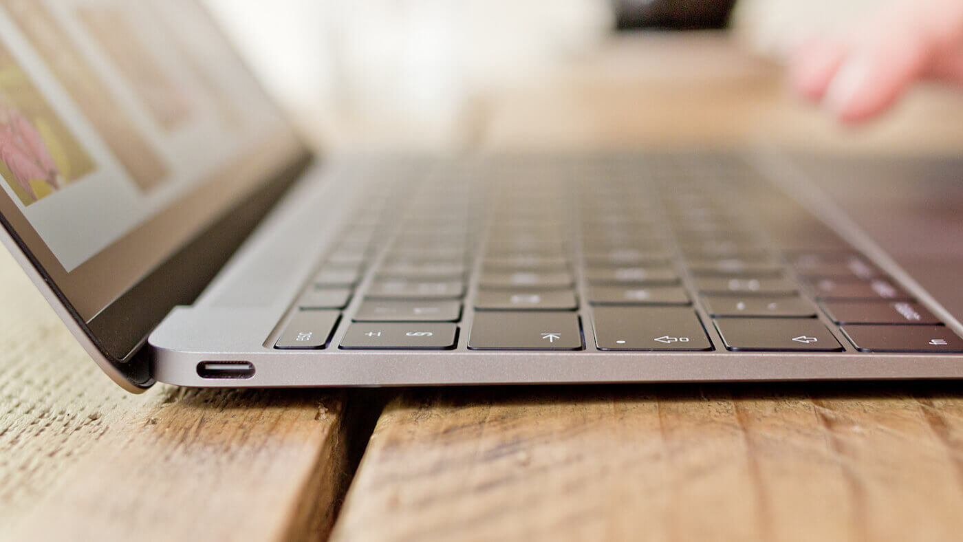 #Видео: Долгая история ноутбуков Apple: от Macintosh Portable до наших дней. MacBook 12 дюймов. #Видео: Долгая история ноутбуков Apple: от Macintosh Portable до наших дней. MacBook 12 дюймов. Фото.