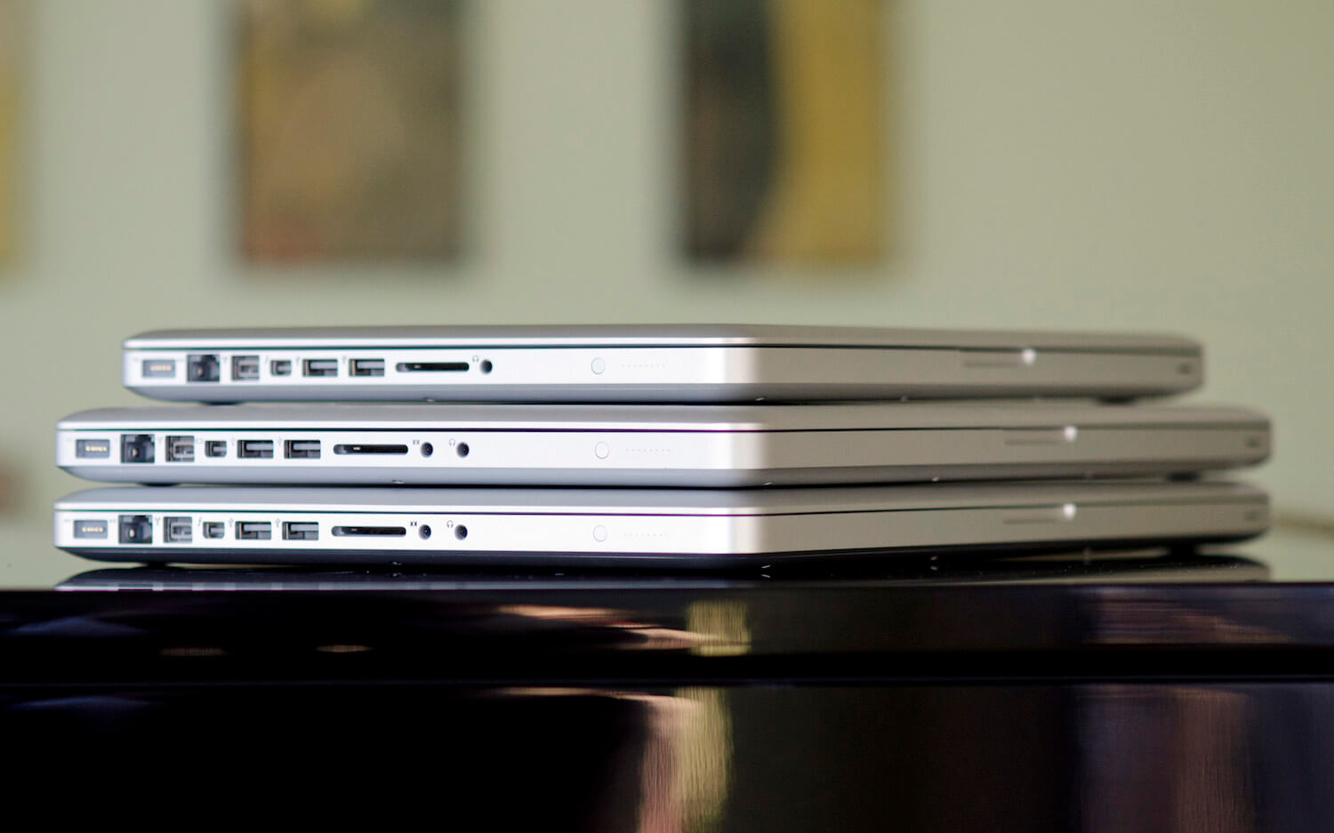 #Видео: Долгая история ноутбуков Apple: от Macintosh Portable до наших дней. MacBook Pro второго поколения. #Видео: Долгая история ноутбуков Apple: от Macintosh Portable до наших дней. MacBook Pro второго поколения. Фото.
