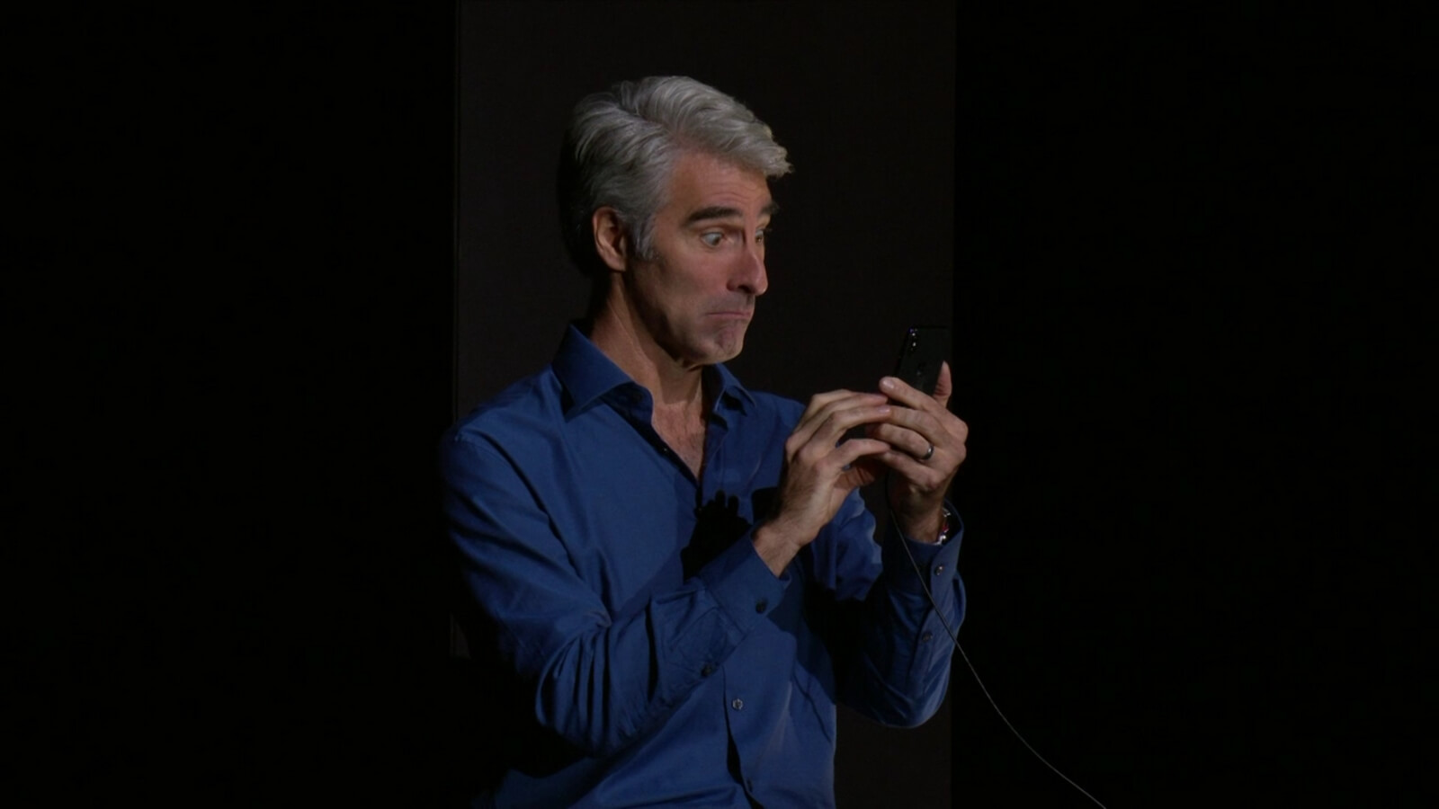 Face ID на всех не хватит. Face ID на всех не хватит. Фото.