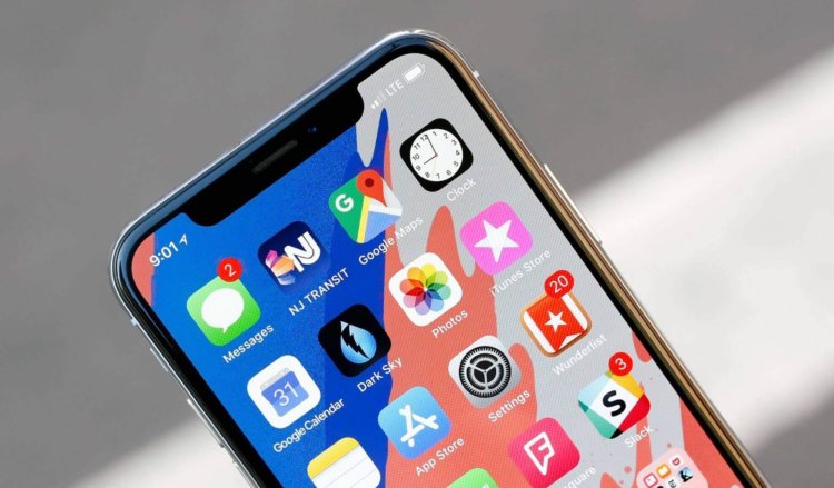 В сети появились фото второго поколения iPhone X и других новинок от Apple. Фото.
