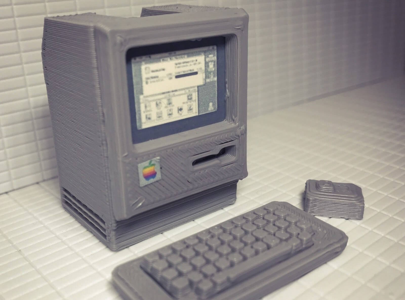 Дешевый Mac смутных времен. Дешевый Mac смутных времен. Фото.