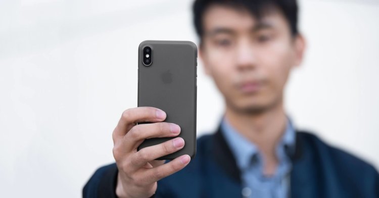 Как внесение в память Face ID двух лиц изменит его защищенность. Как внесение в память Face ID двух лиц изменит его защищенность. Фото.