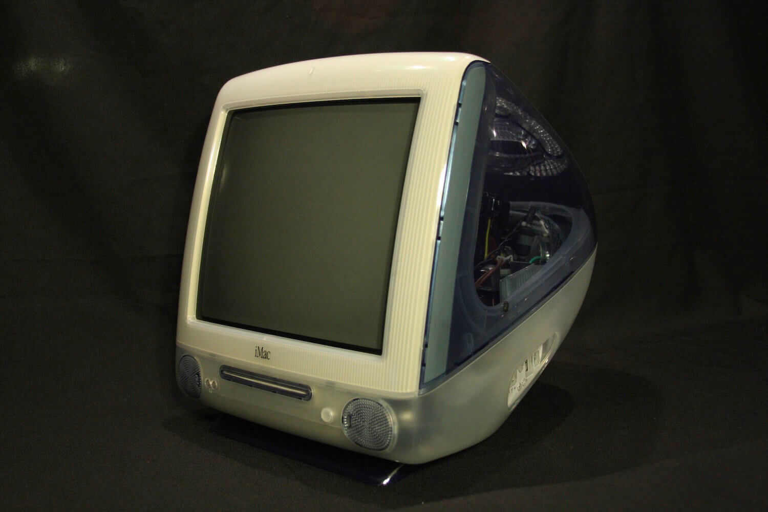 iMac DV или киноискусство в массы. iMac DV или киноискусство в массы. Фото.