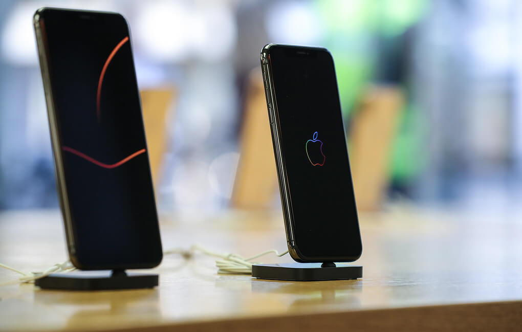 ФАС проведёт проверку цен на iPhone XS и iPhone XS Max. ФАС проведёт проверку цен на iPhone XS и iPhone XS Max. Фото.
