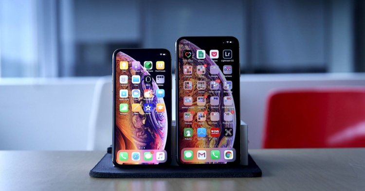 Сколько стоит ремонт новых iPhone XS, XS Max, XR и Apple Watch Series 4. Фото.