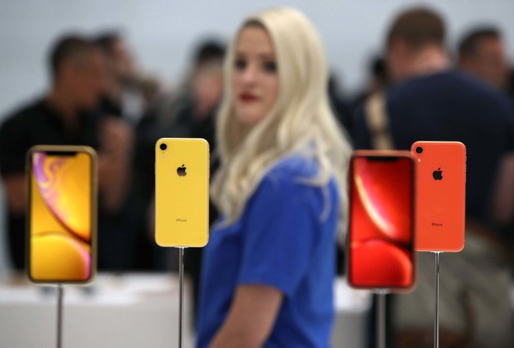 Чем Apple заменила 3D Touch в iPhone XR. Фото.
