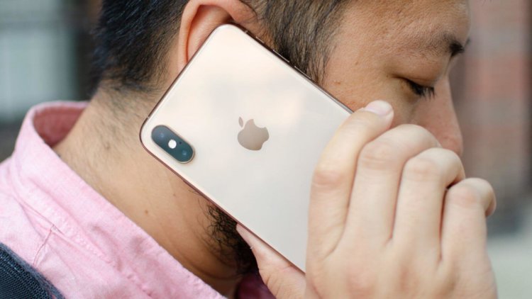 Владельцы iPhone XS и XS Max пожаловались на слабый сигнал Сети. Фото.