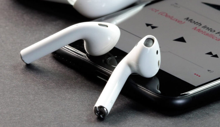 Apple AirPods