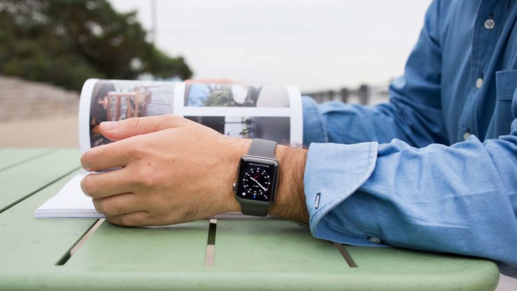 Apple Watch помогут в реабилитации пациентам с заменой суставов. Фото.