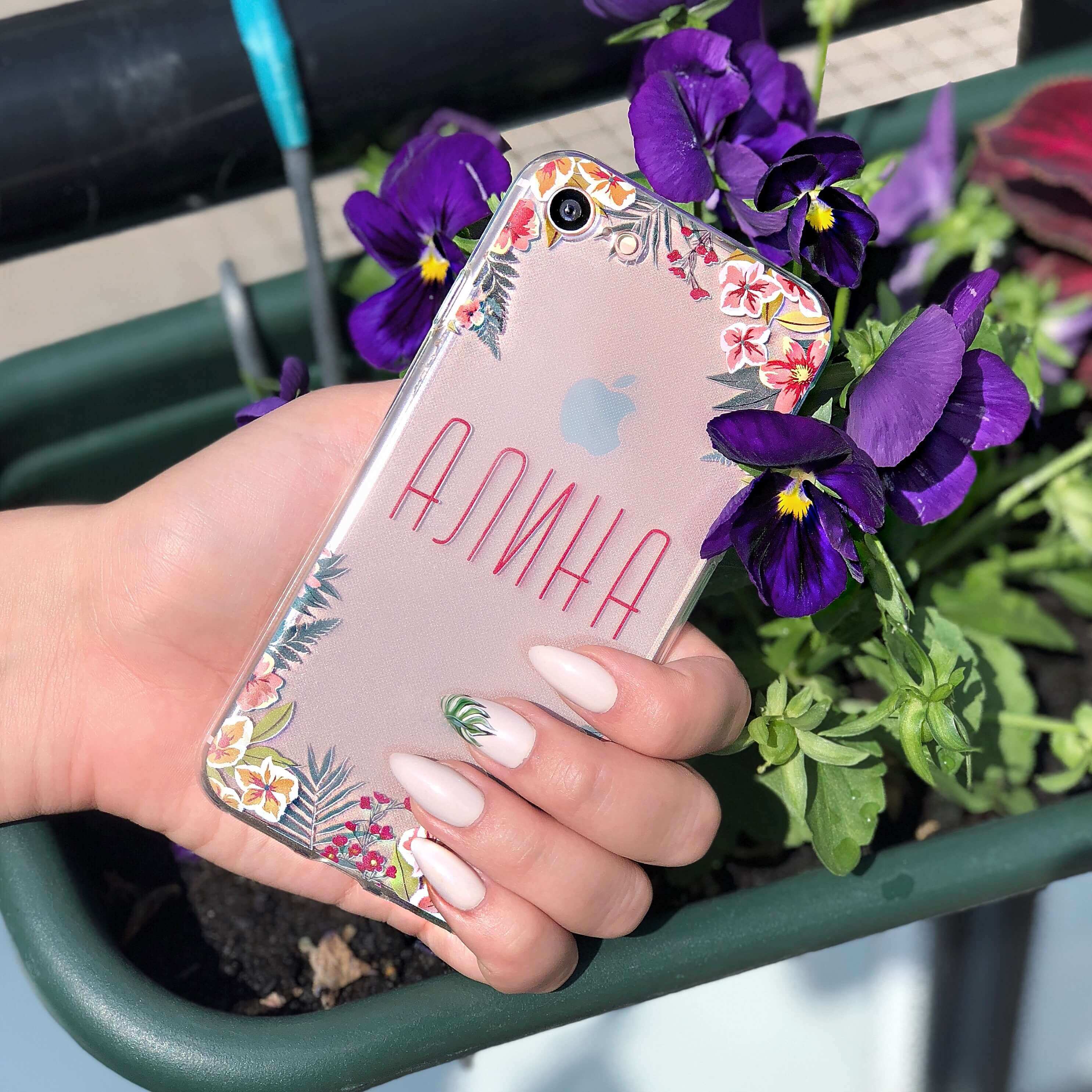 Здесь вы точно найдете чехол для своего iPhone. Здесь вы точно найдете чехол для своего iPhone. Фото.