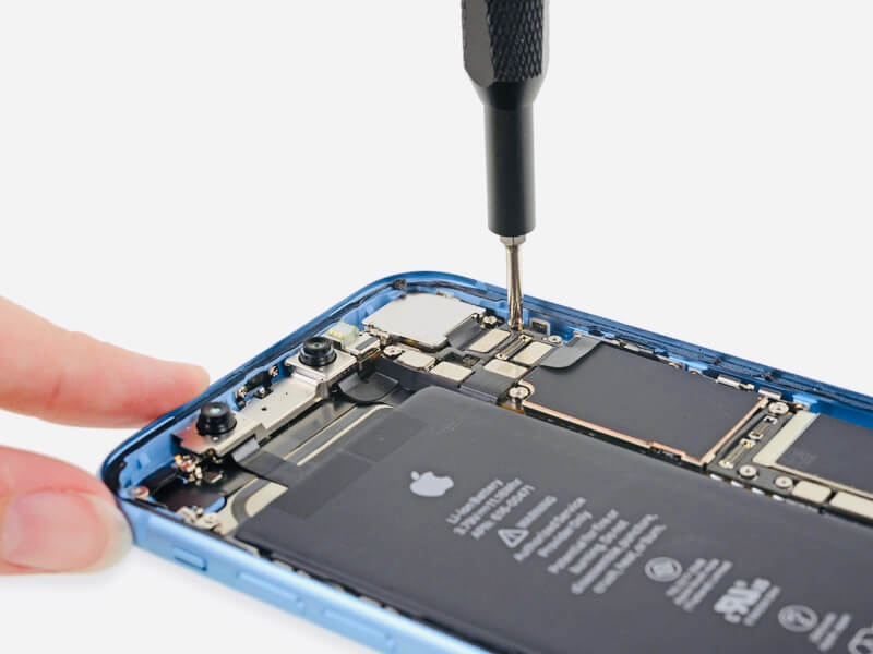 iPhone XR: Что интересного внутри? iPhone XR: Что интересного внутри? Фото.
