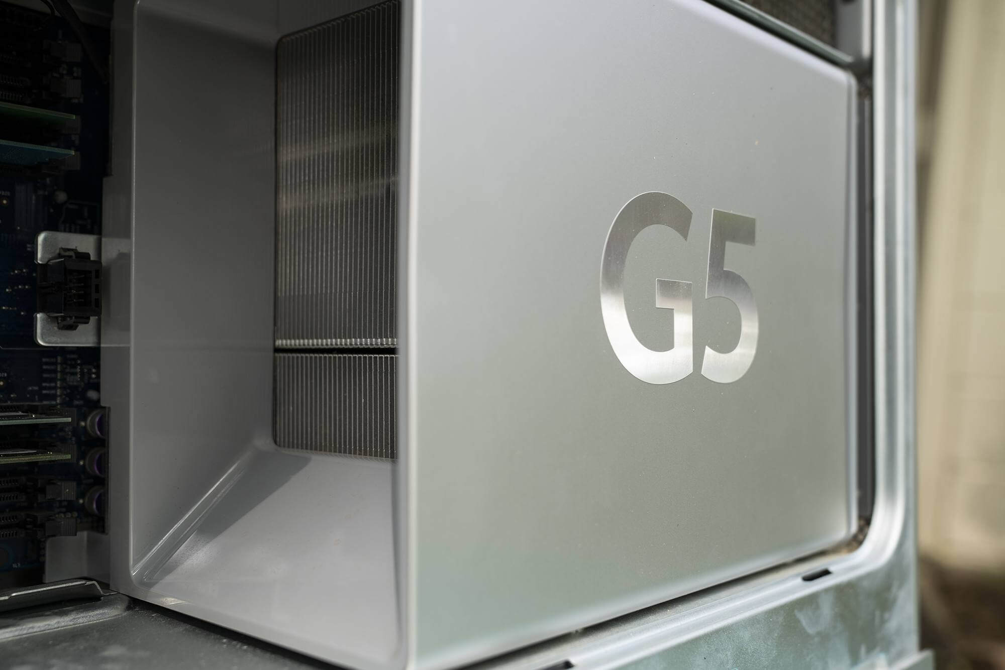 Весна 2004: рост цен на электронные компоненты, G5, Джобс. PowerPC G5, G6 и так далее. Весна 2004: рост цен на электронные компоненты, G5, Джобс. PowerPC G5, G6 и так далее. Фото.