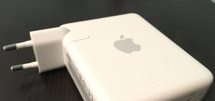 AirPort Express: захватите в дорогу Wi-Fi. Фото.