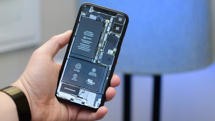 Экс-маркетолог Apple рассказал, чего не хватает новым iPhone. Фото.
