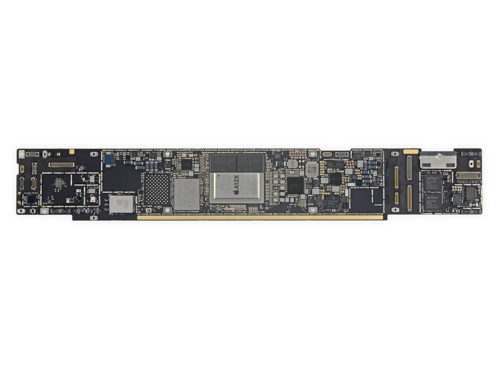Мастера iFixit добрались до iPad Pro (2018). Мастера iFixit добрались до iPad Pro (2018). Фото.