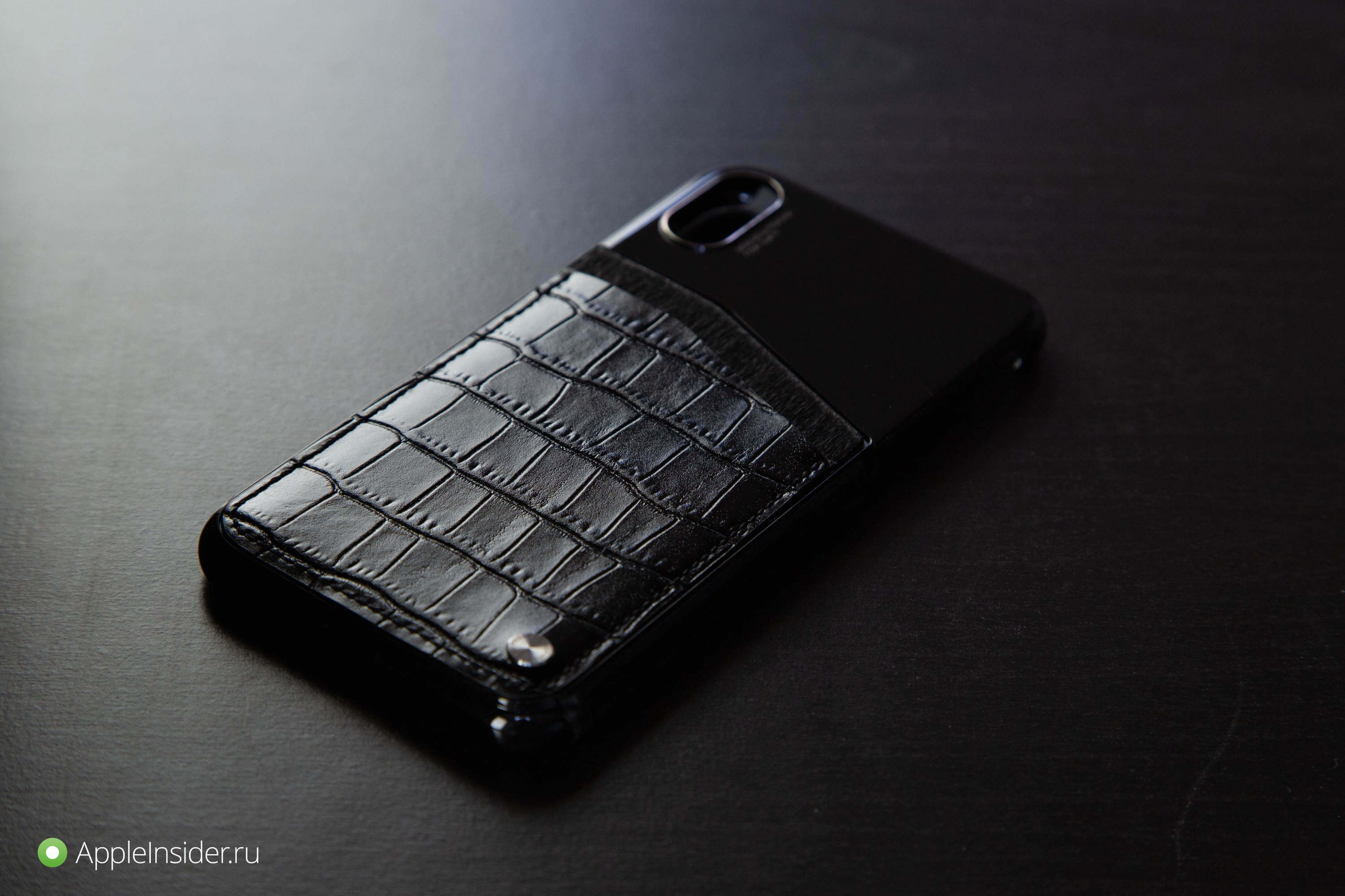 PEGACASA — чехлы для iPhone от партнера Apple. PEGACASA — чехлы для iPhone от партнера Apple. Фото.