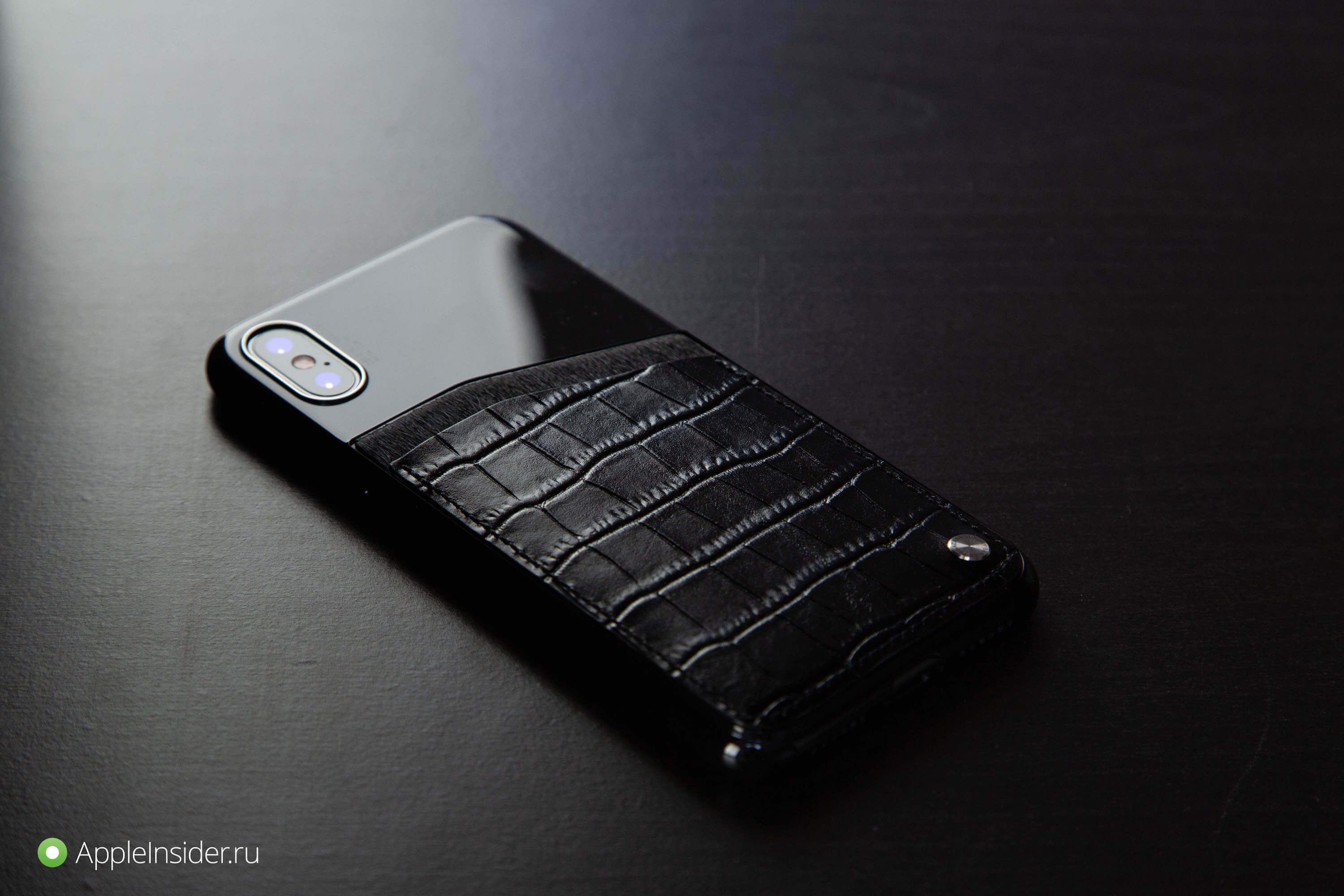 PEGACASA — чехлы для iPhone от партнера Apple. PEGACASA — чехлы для iPhone от партнера Apple. Фото.