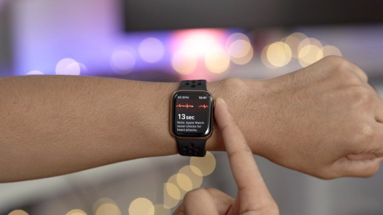Кардиолог раскритиковал Apple за функцию снятия ЭКГ в Apple Watch 4. Фото.
