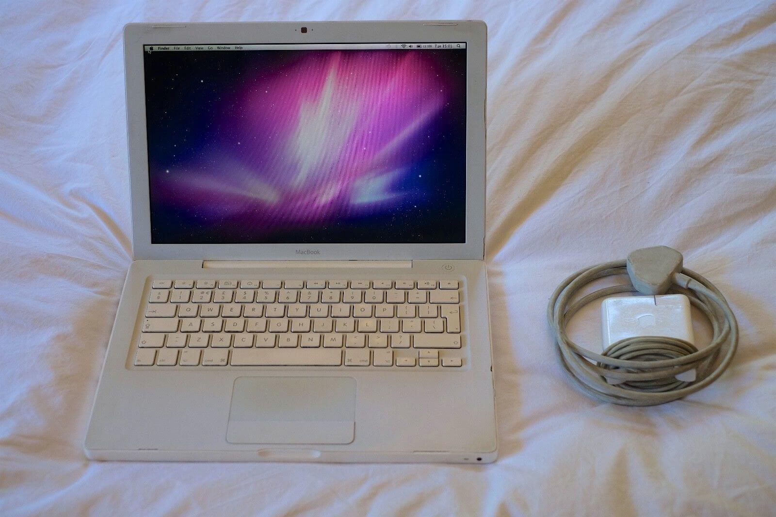 Реликтовый MacBook из поликарбоната…. О главном герое. Реликтовый MacBook из поликарбоната…. О главном герое. Фото.