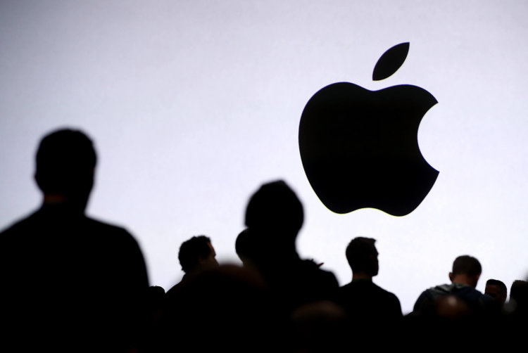 Apple не стала самым дорогим брендом. Фото.
