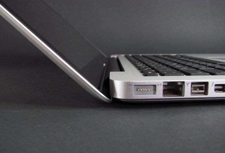 MacBook Pro (13”, Mid 2010) и эхо чужой войны…. Фото.