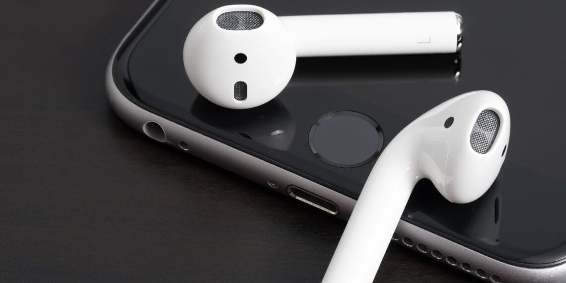 Два года с AirPods: лучшие беспроводные наушники? Что не понравилось. Два года с AirPods: лучшие беспроводные наушники? Что не понравилось. Фото.