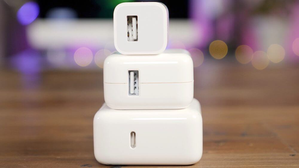 Apple обвинили в принудительном отключении старых ЗУ для iPhone. Apple обвинили в принудительном отключении старых ЗУ для iPhone. Фото.