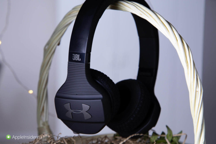 Мы в шоке от этого звука. Новые наушники от JBL и Under Armour. Фото.