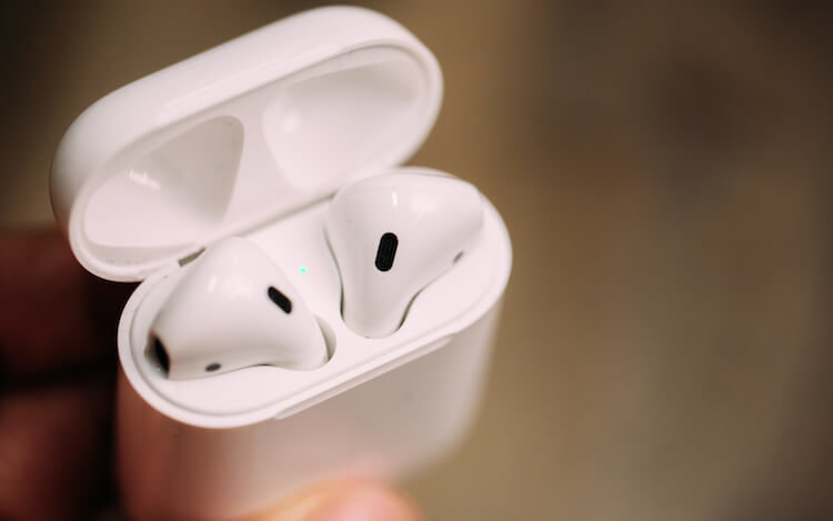 #Опрос: Готовы ли читатели AppleInsider.ru купить AirPods 2. Фото.