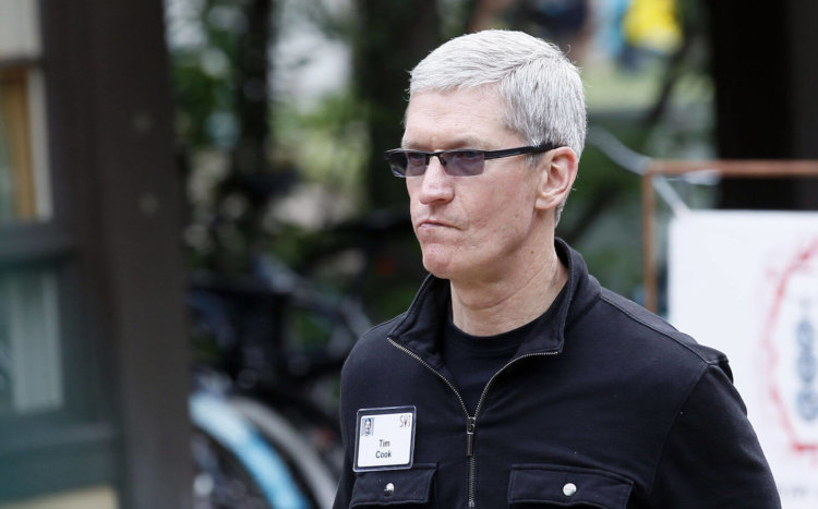 Тима Кука обвинили в отсрочке выхода телешоу для видеосервиса Apple. Тима Кука обвинили в отсрочке выхода телешоу для видеосервиса Apple. Фото.