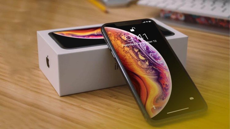 iPhone XS значительно подешевел в России. Фото.
